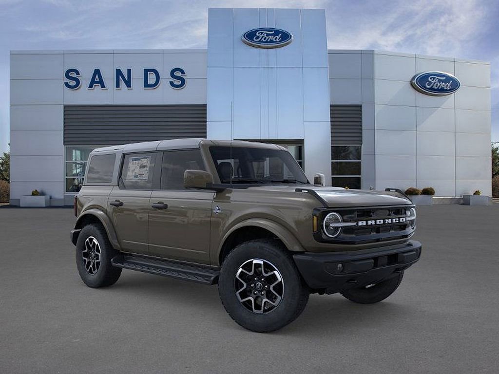 New 2026 Ford Bronco Outer Banks image 7