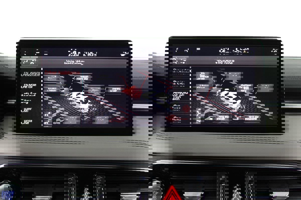 Used 2023 Genesis G70 2.0T w/ Sport Prestige Package image 25