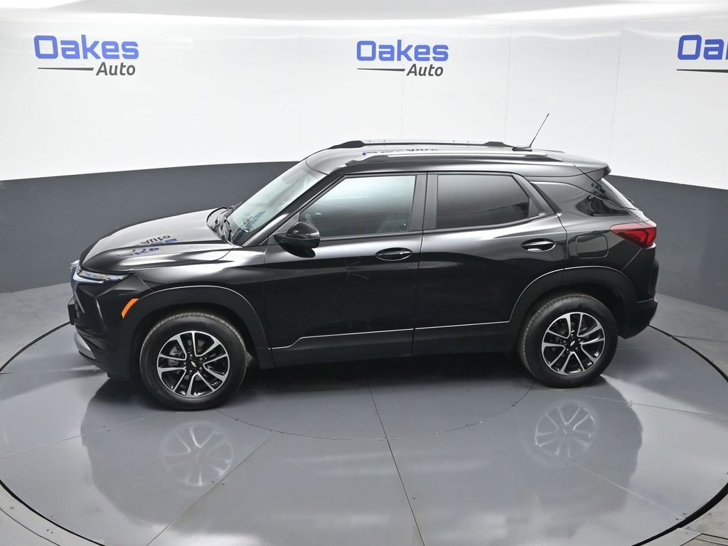 Used 2025 Chevrolet TrailBlazer LT image 48