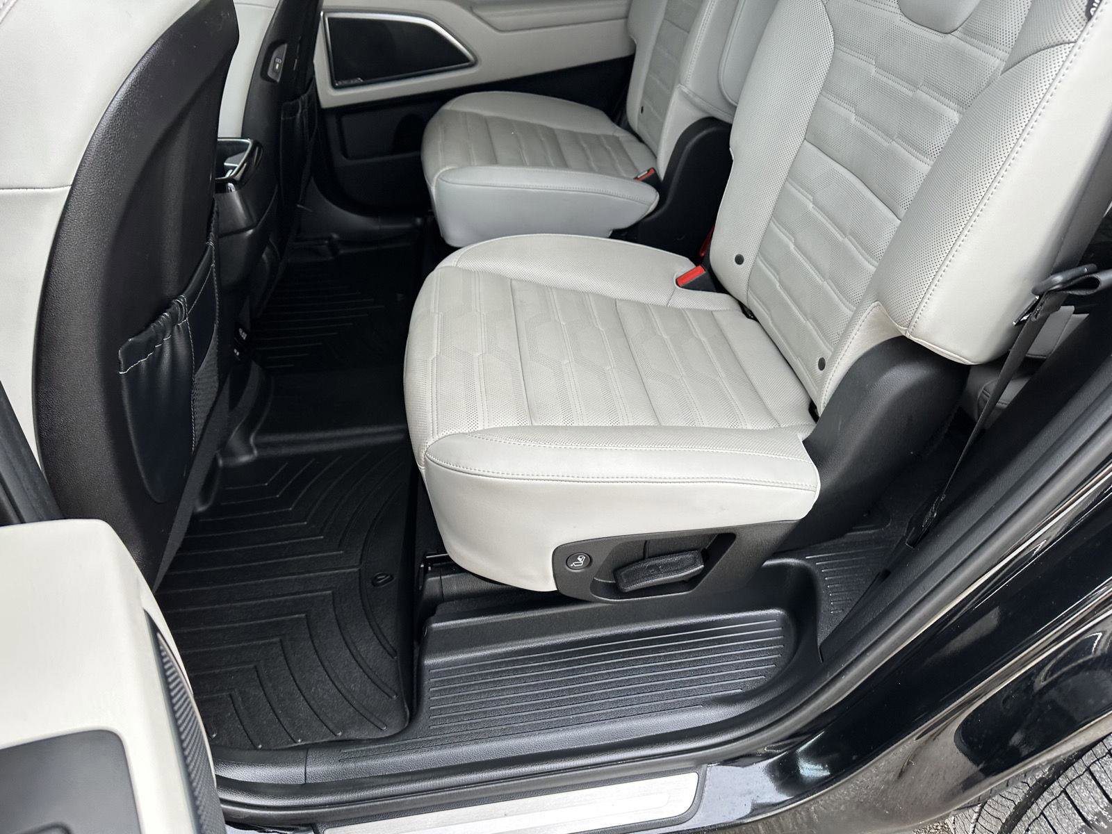 Used 2024 Kia Telluride SX Prestige image 19