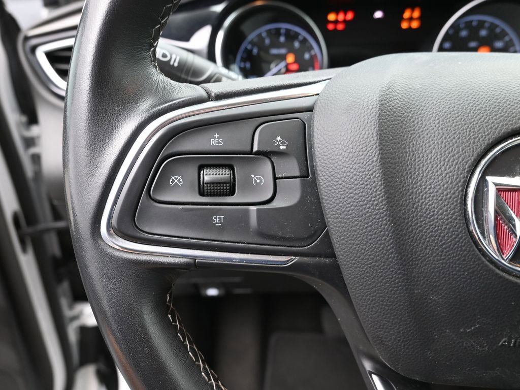 Used 2020 Buick Encore GX Select image 18