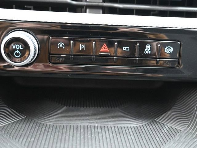 New 2025 Ford Explorer Active w/ Active Comfort Package image 22