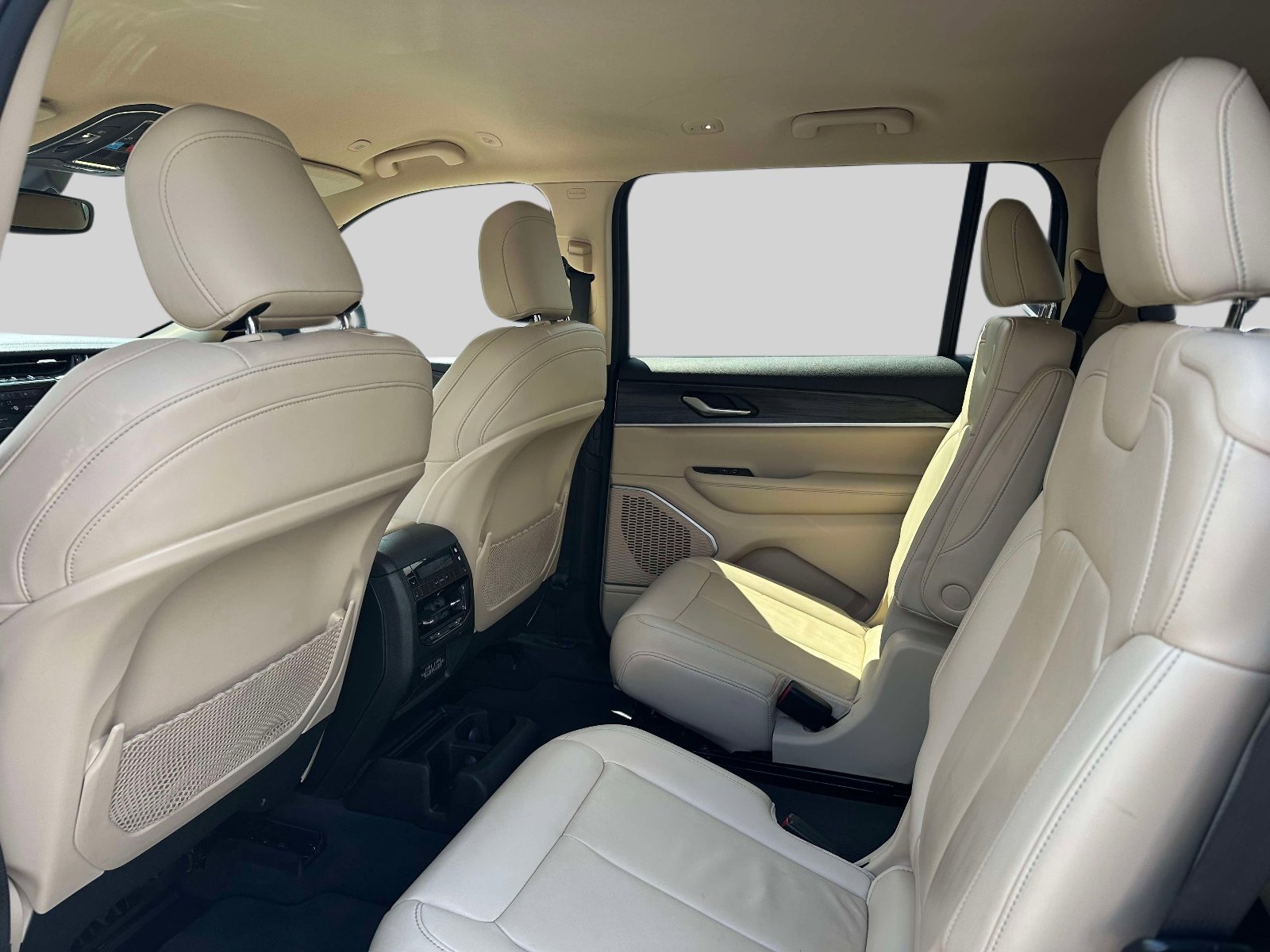 Used 2021 Jeep Grand Cherokee L Limited image 10