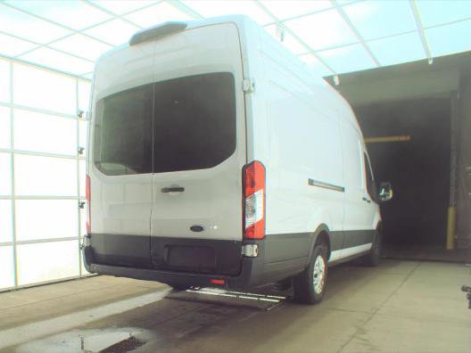Used 2022 Ford E-Transit CARGO VAN image 4