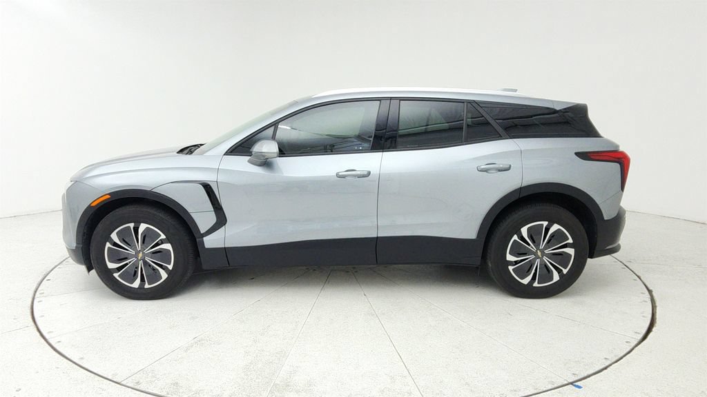 Certified 2024 Chevrolet Blazer EV LT AWD/4WD image 4