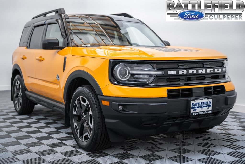 Used 2022 Ford Bronco Sport Outer Banks w/ Tech Package AWD/4WD image 1