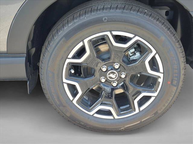 New 2026 Ford Bronco Sport Outer Banks w/ Outer Banks Tech Package+ AWD/4WD image 9