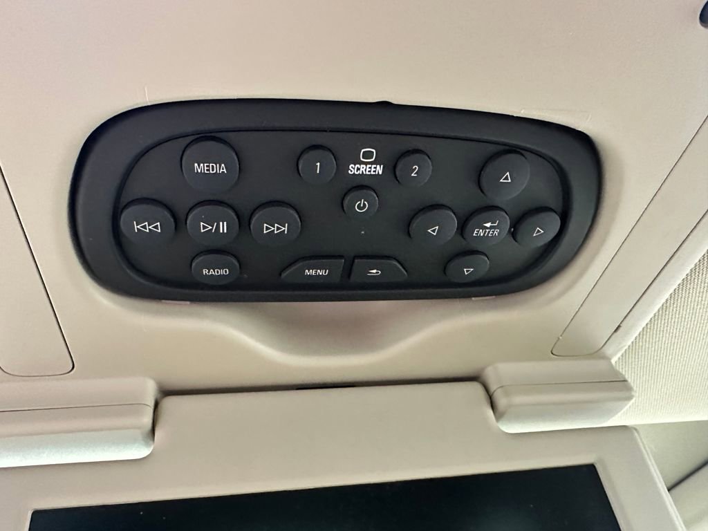Used 2019 Cadillac Escalade Premium Luxury AWD/4WD image 25