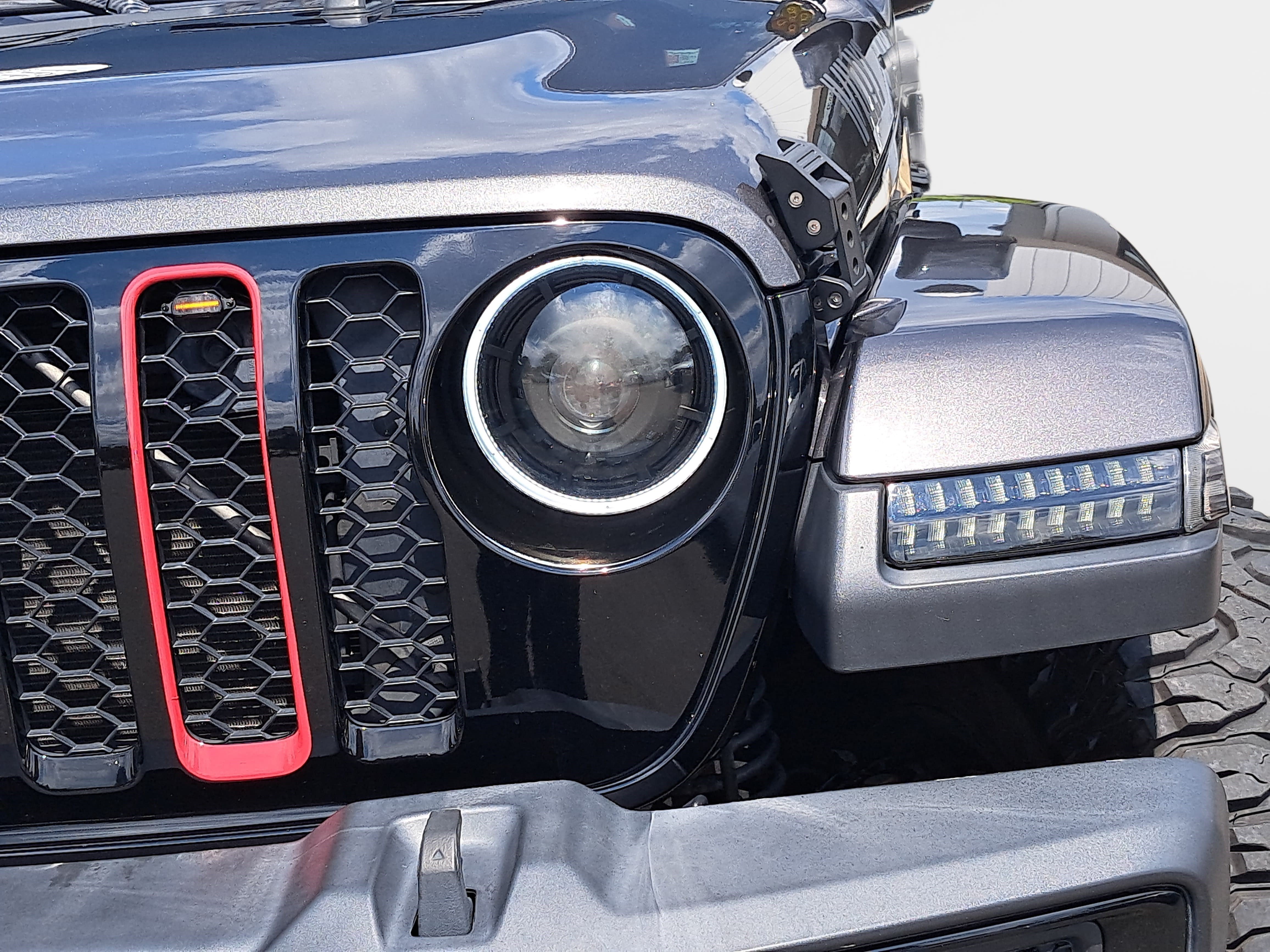 Used 2021 Jeep Gladiator Sport AWD/4WD image 28
