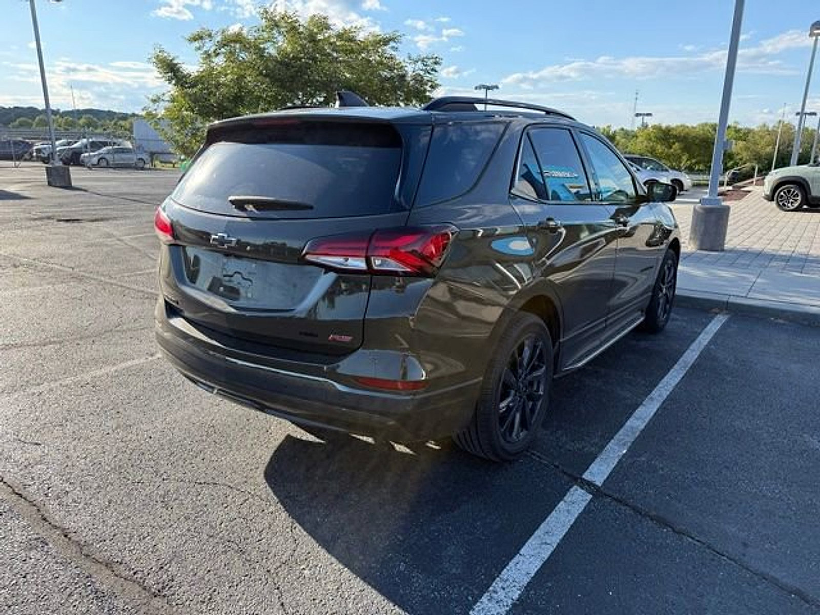 Certified 2023 Chevrolet Equinox RS AWD/4WD image 7