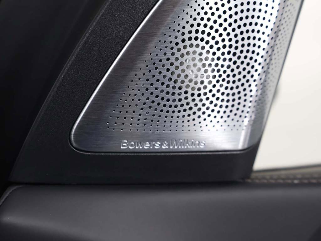 Used 2024 BMW X7 M60i w/ Executive Package image 71