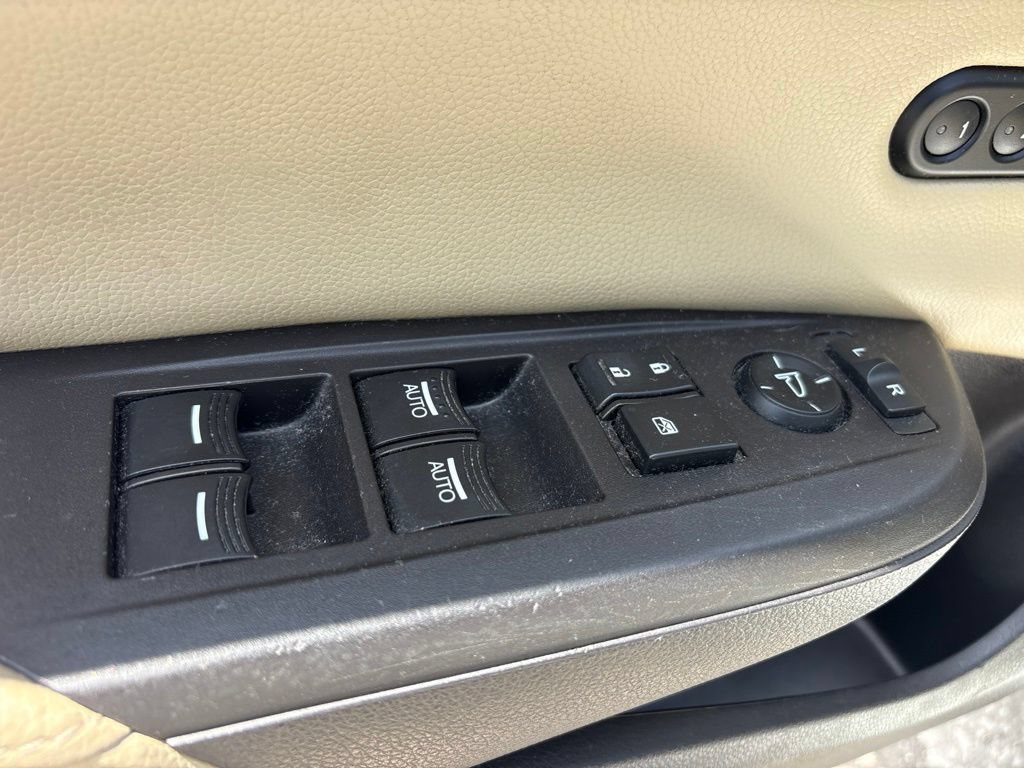 Used 2016 Acura ILX FWD image 11