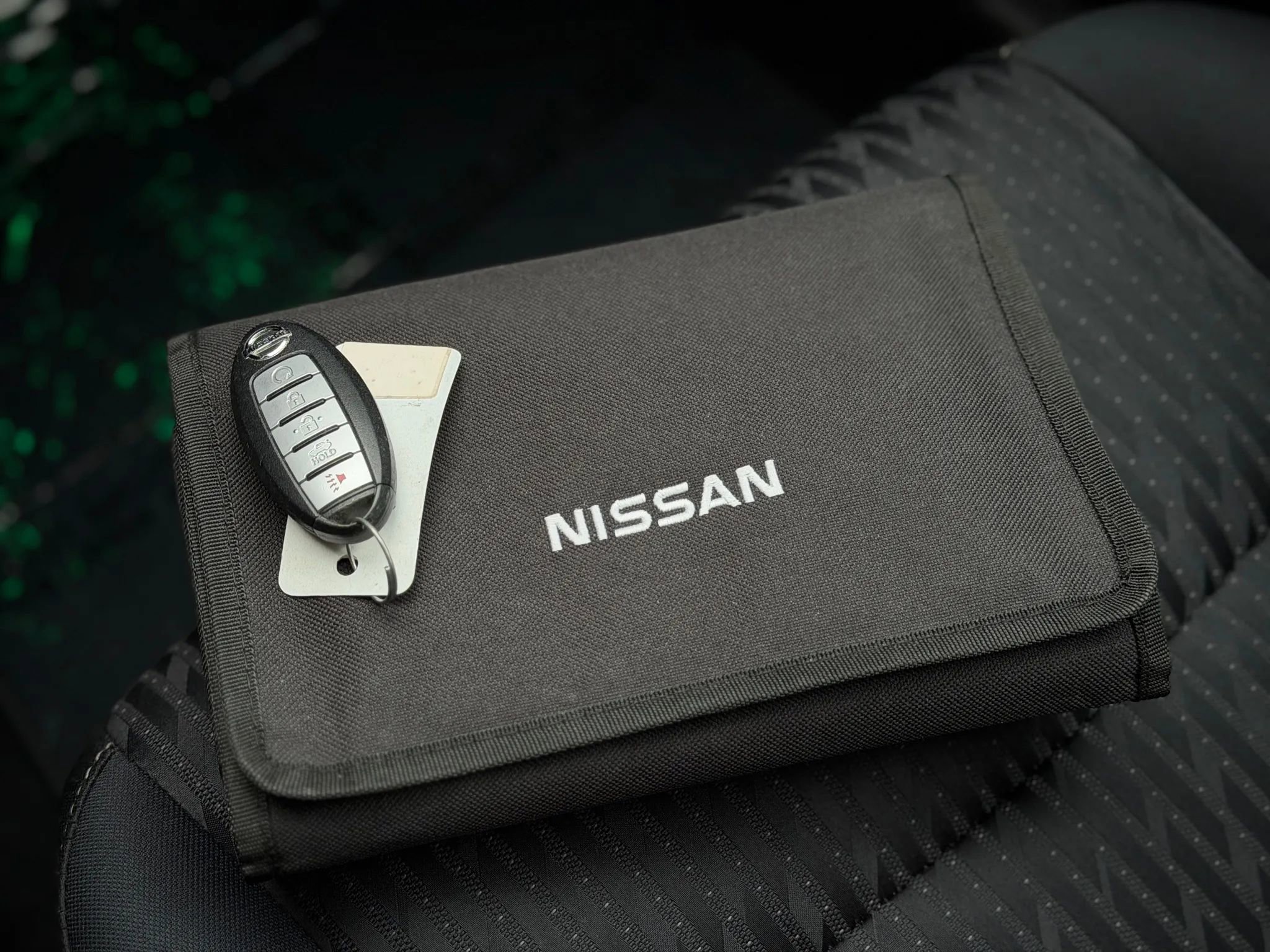 Used 2017 Nissan Altima 2.5 SV w/ Interior Lighting Package image 22