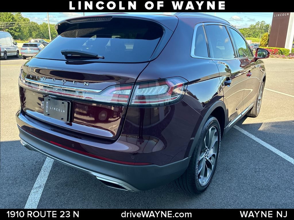 Used 2023 Lincoln Nautilus Reserve AWD/4WD image 8