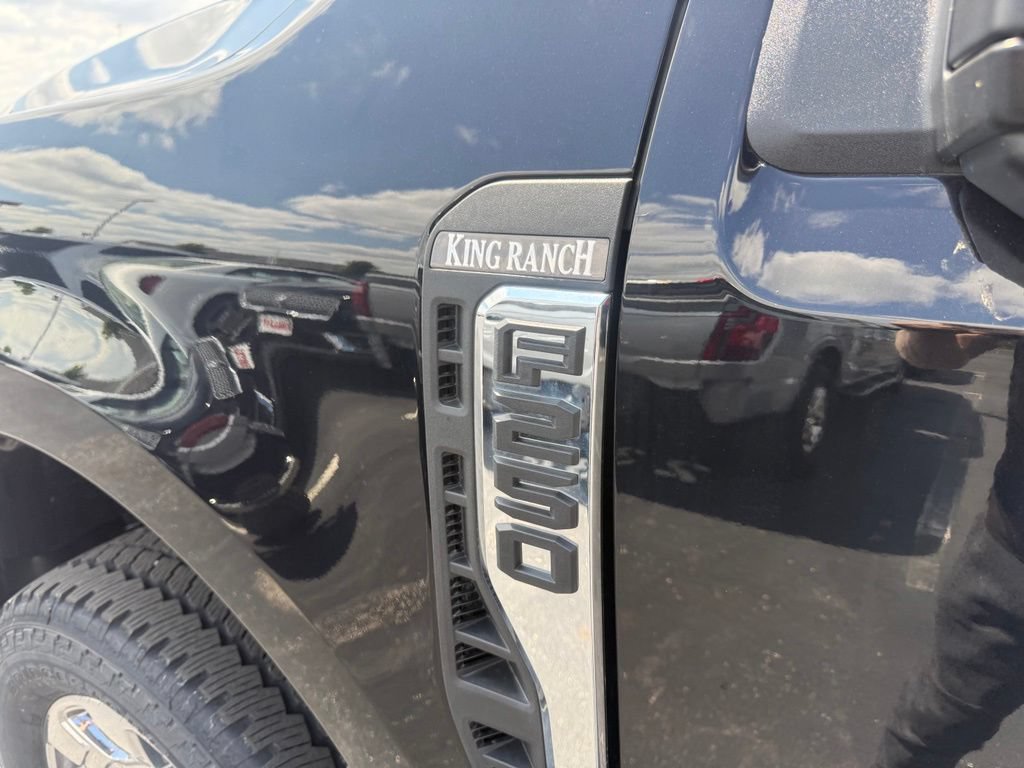 New 2026 Ford F250 King Ranch w/ Chrome Package AWD/4WD image 12