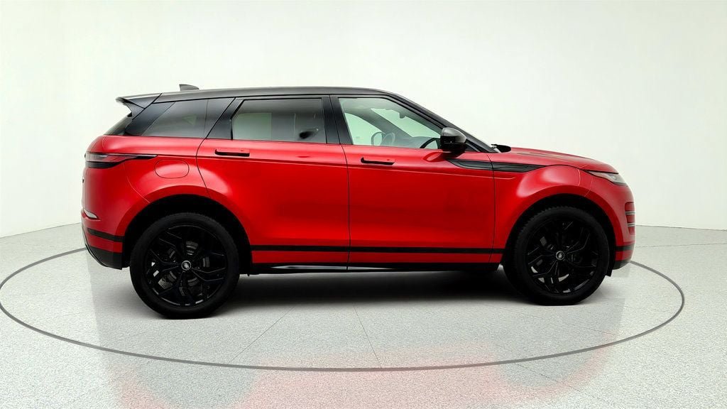 Used 2023 Land Rover Range Rover Evoque R-Dynamic S AWD/4WD image 4