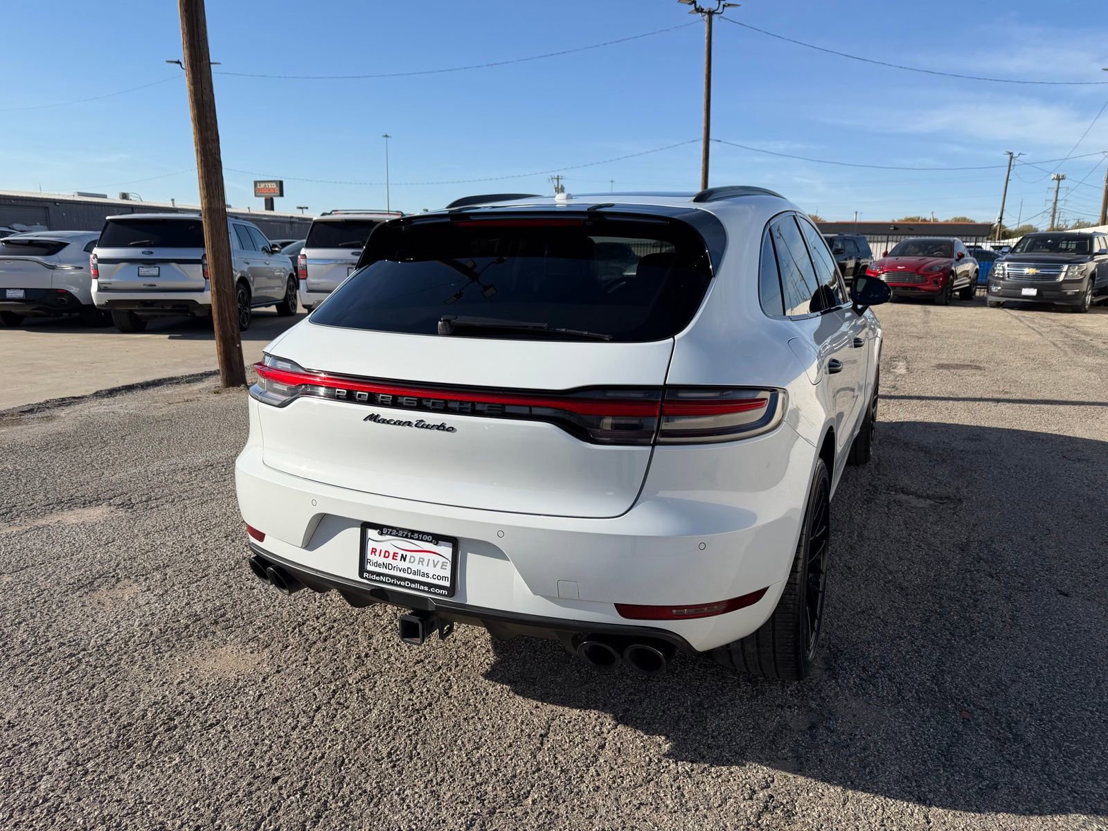 Used 2021 Porsche Macan Turbo AWD/4WD image 6