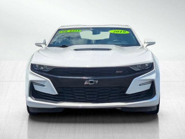 Used 2019 Chevrolet Camaro SS RWD image 2