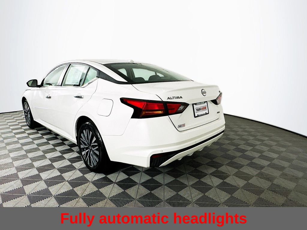 Certified 2024 Nissan Altima 2.5 SV image 8