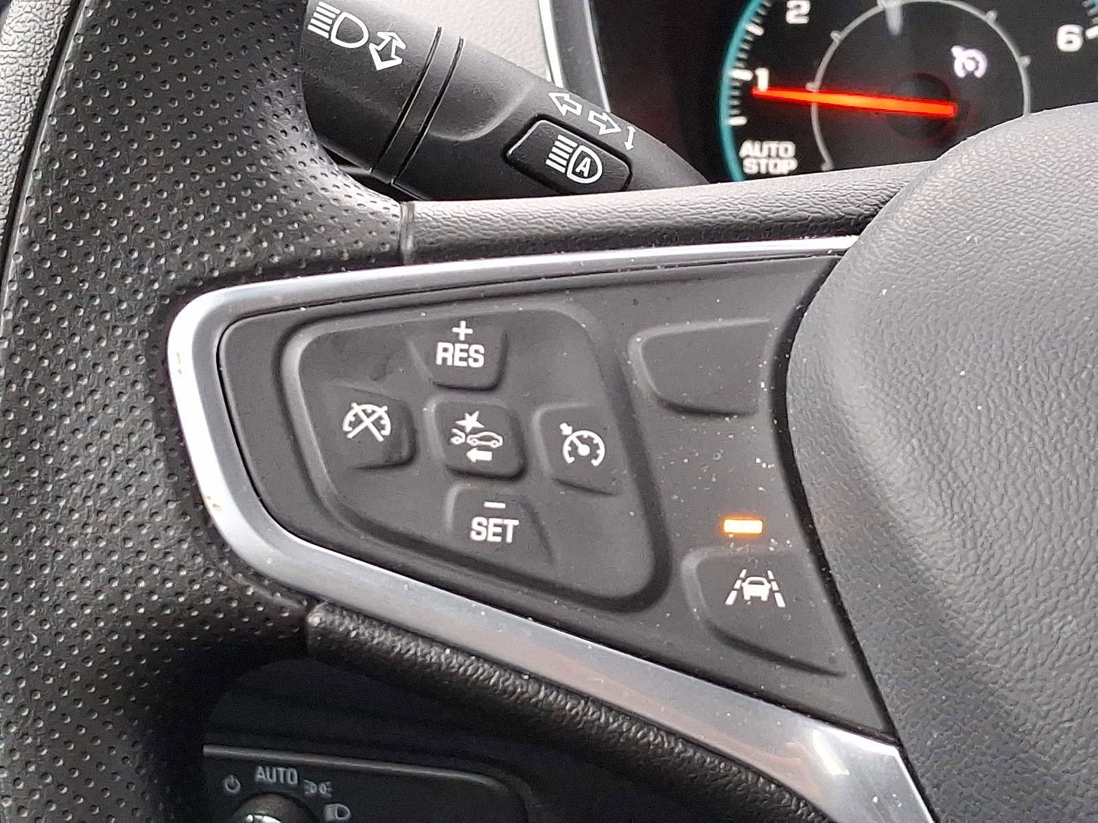 Used 2023 Chevrolet Equinox LS w/ Sport Edition image 19