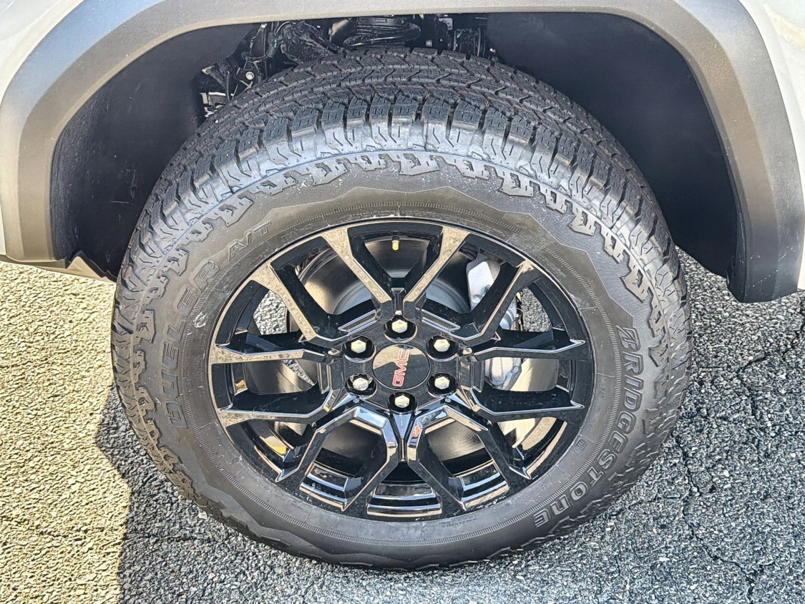 New 2026 GMC Canyon Elevation w/ Convenience Package image 12