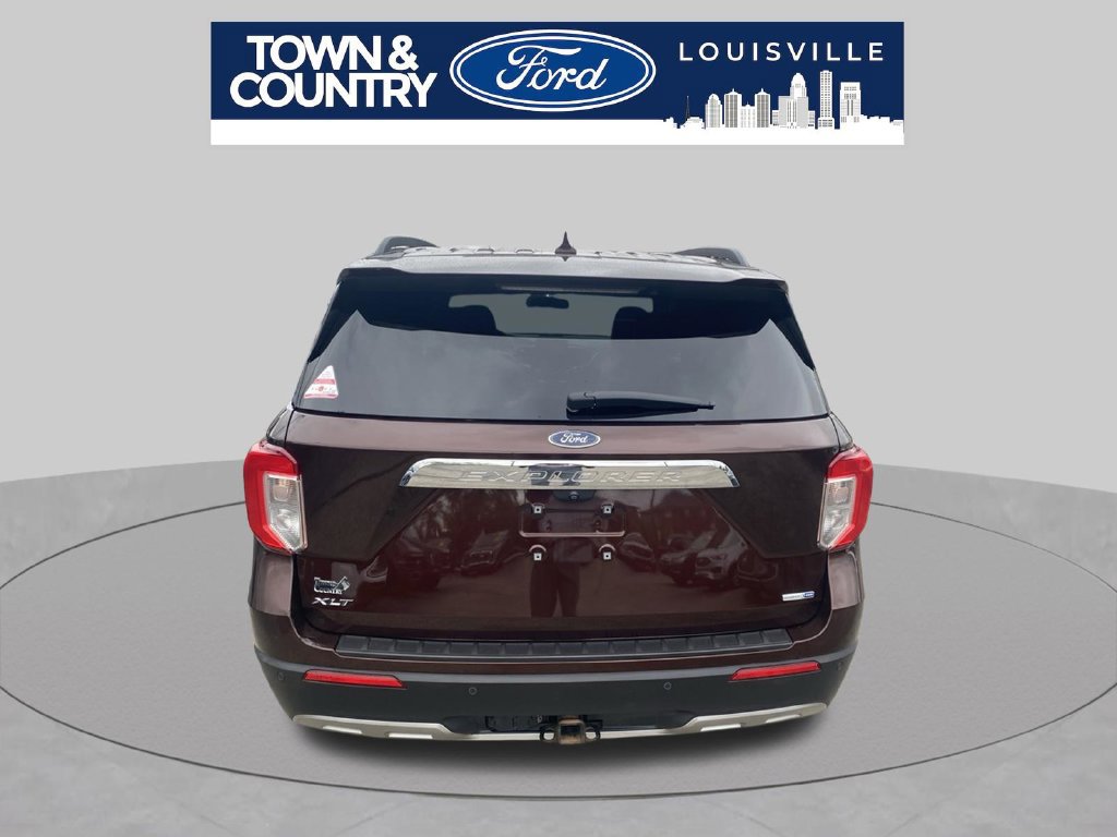 Used 2020 Ford Explorer XLT w/ Equipment Group 202A AWD/4WD image 4