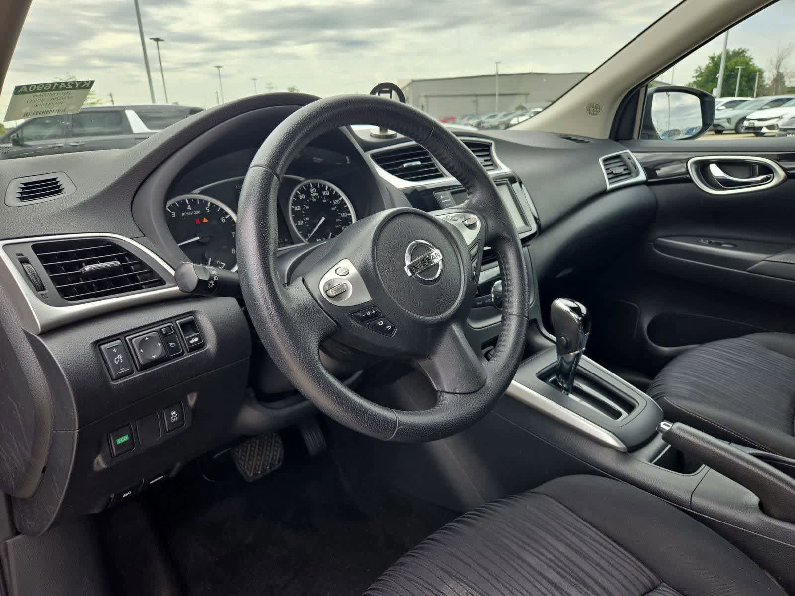 Used 2019 Nissan Sentra SV FWD video 2