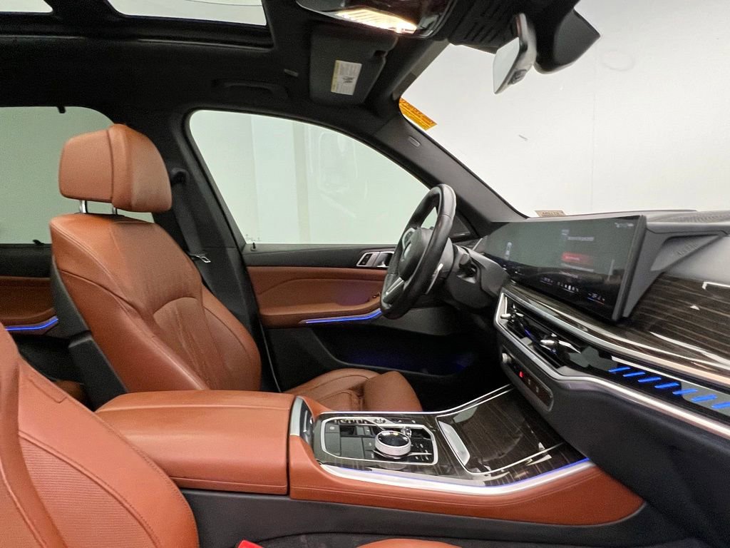 Certified 2024 BMW X5 M60i AWD/4WD image 6