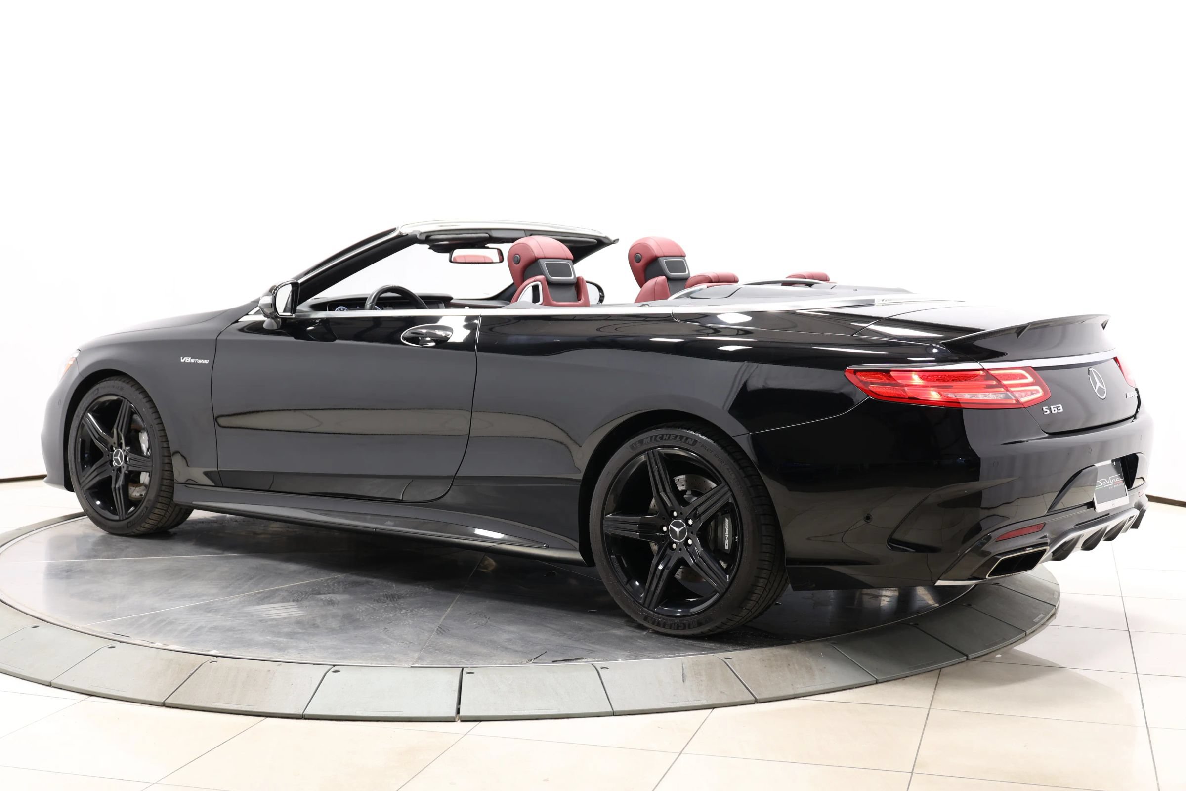 Used 2017 Mercedes-Benz S 63 AMG 4MATIC Cabriolet w/ Carbon Fiber Package image 58
