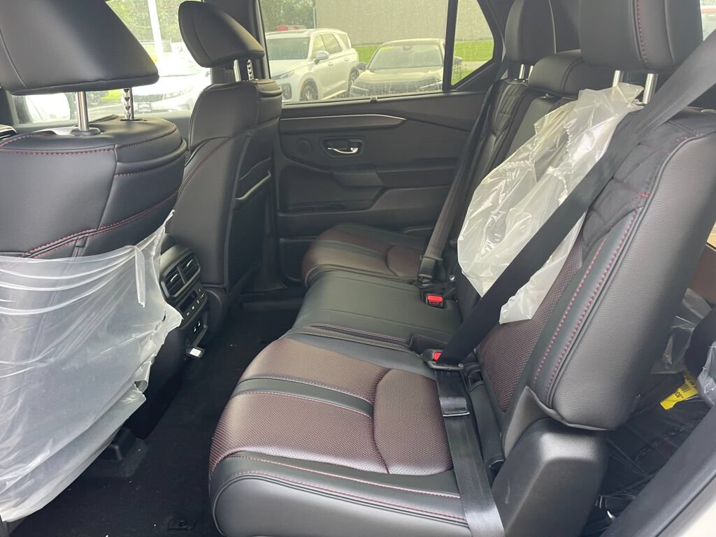 New 2026 Honda Pilot Black Edition image 19