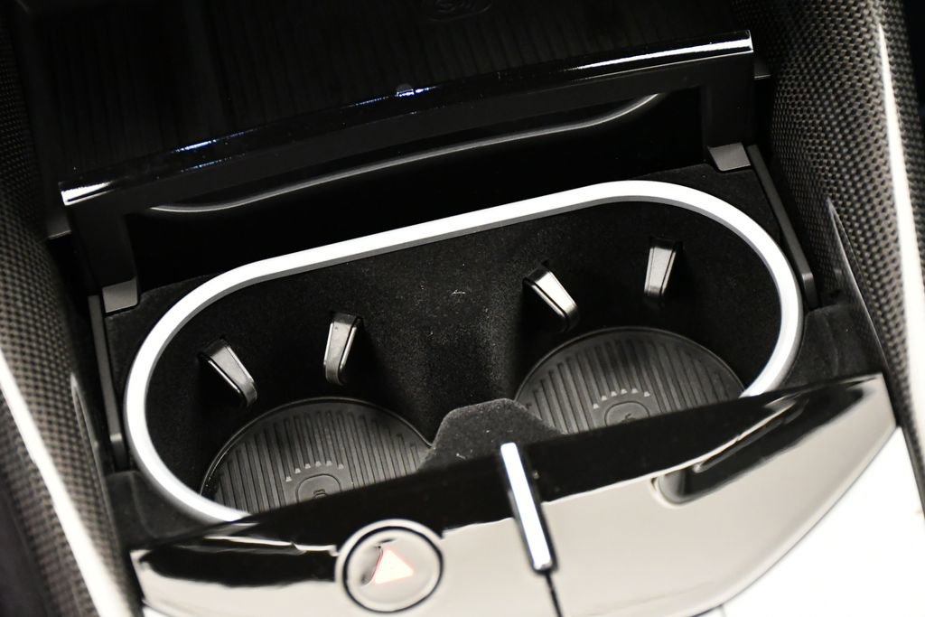 Used 2023 Ferrari Purosangue image 33