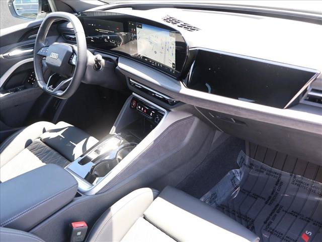 Used 2025 Audi SQ5 Premium Plus w/ Premium Plus Package AWD/4WD image 27