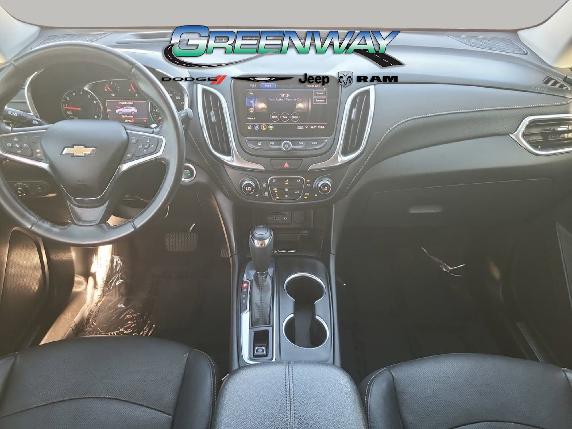 Used 2021 Chevrolet Equinox Premier w/ Redline Edition image 8