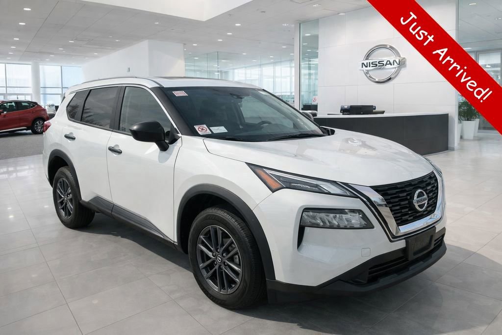 Used 2023 Nissan Rogue S FWD image 1