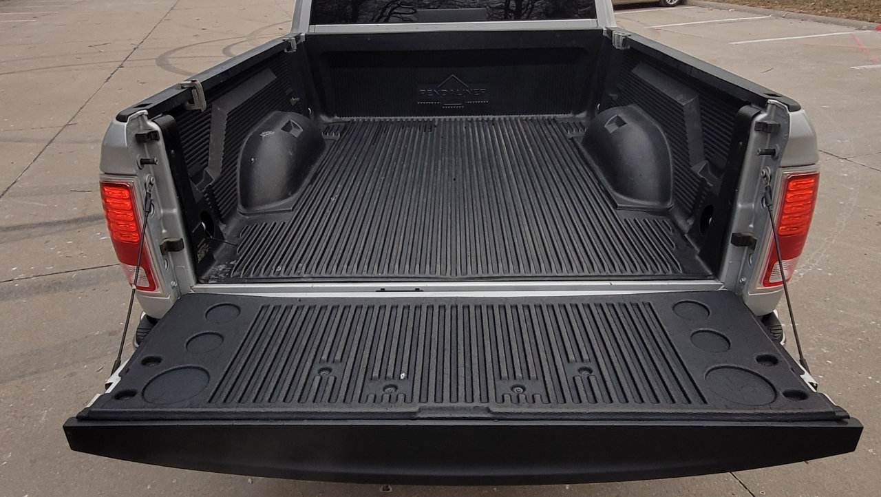 Used 2017 RAM 1500 Laramie image 14