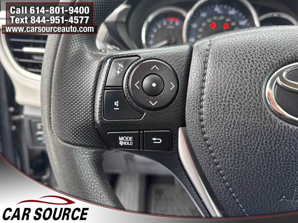 Used 2016 Toyota Corolla L image 18