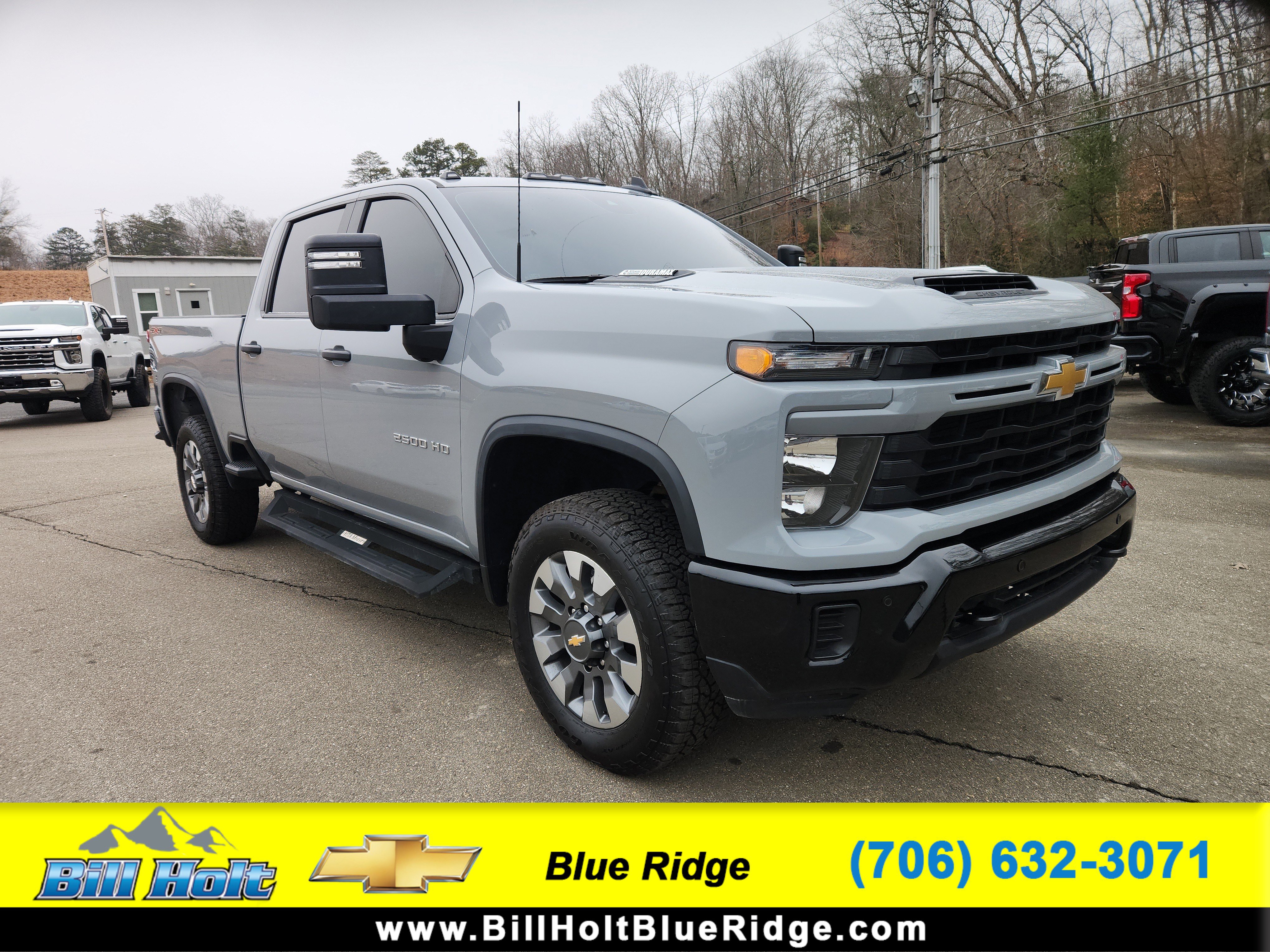 Used 2025 Chevrolet Silverado 2500 Custom w/ Custom Value Package image 1