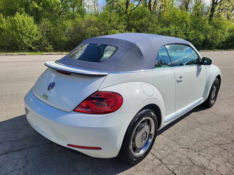 Used 2016 Volkswagen Beetle 1.8T Denim FWD image 8