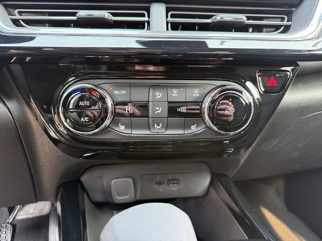 New 2026 Chevrolet Trax RS w/ Driver Confidence Package FWD image 19