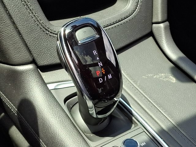 Certified 2025 Cadillac XT6 Sport w/ Technology Package AWD/4WD image 15