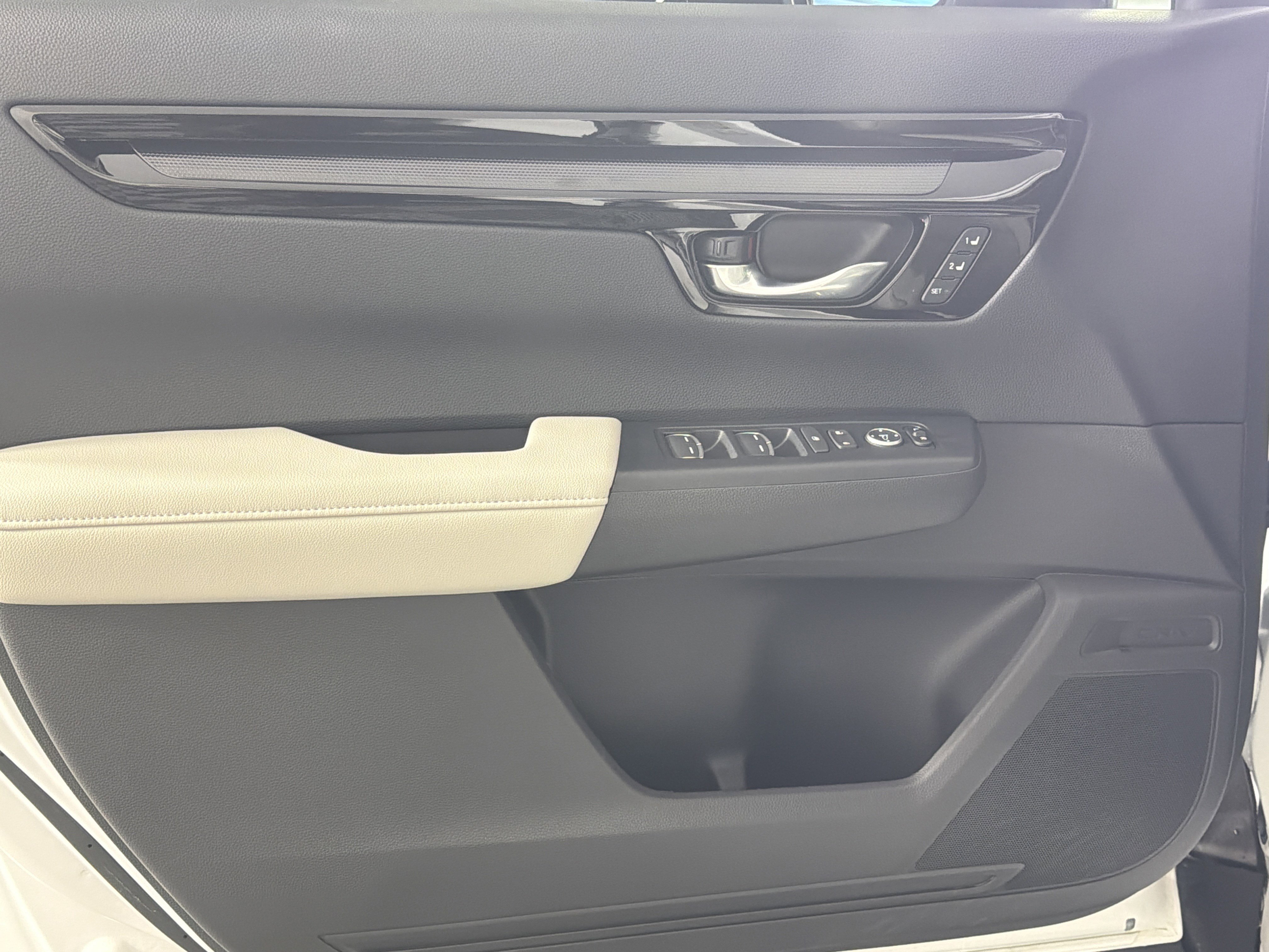 Used 2026 Honda CR-V EX-L image 7