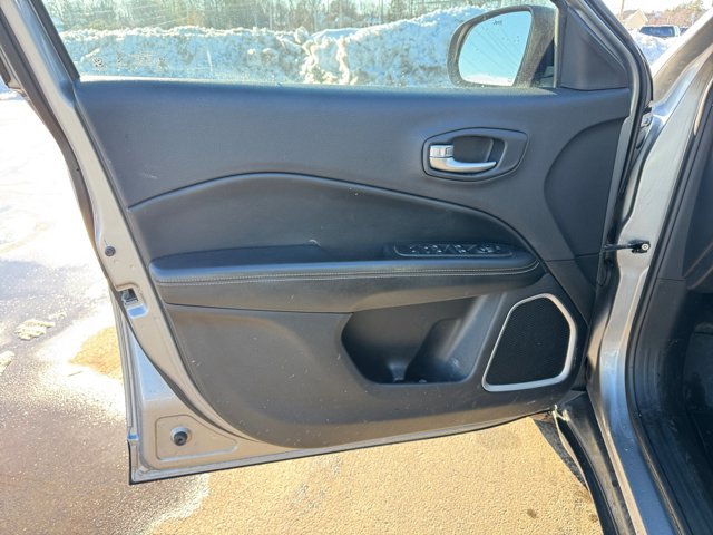 Used 2017 Jeep Compass Sport image 23