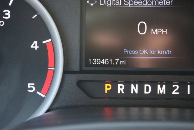 Used 2019 Ford F250 XLT w/ XLT Premium Package AWD/4WD image 19