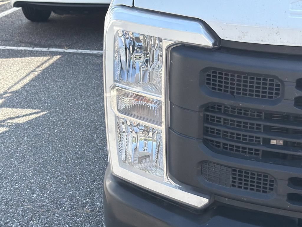 Used 2024 Ford F350 XL AWD/4WD image 4