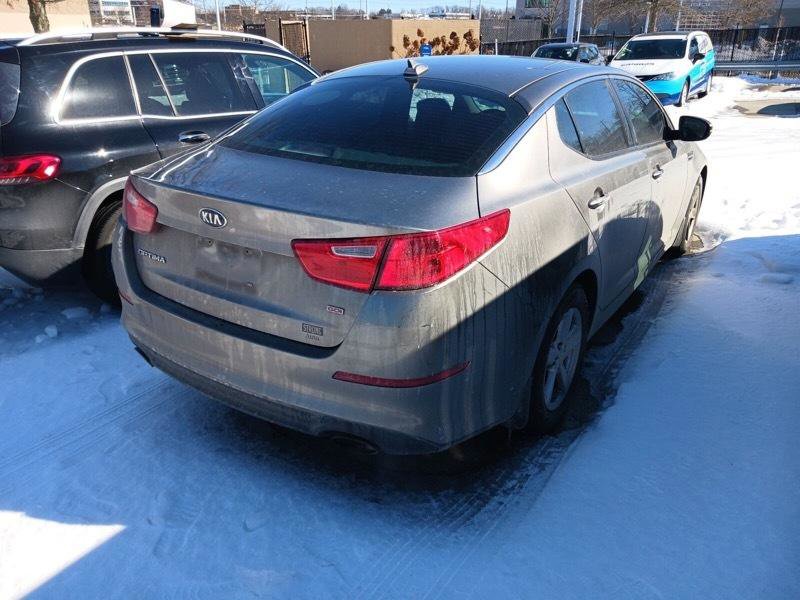 Used 2015 Kia Optima LX image 2