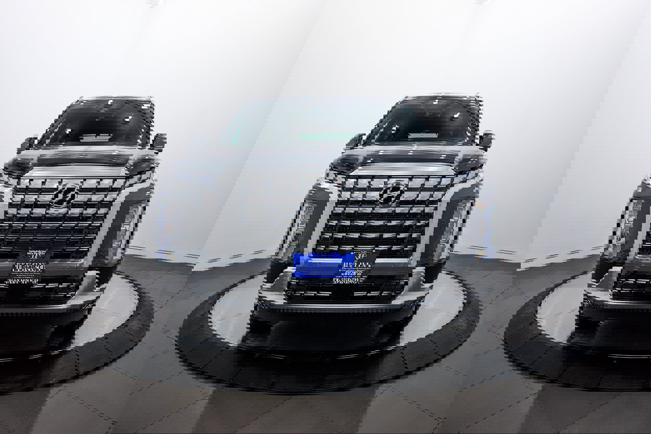 Used 2024 Hyundai Palisade Calligraphy image 24