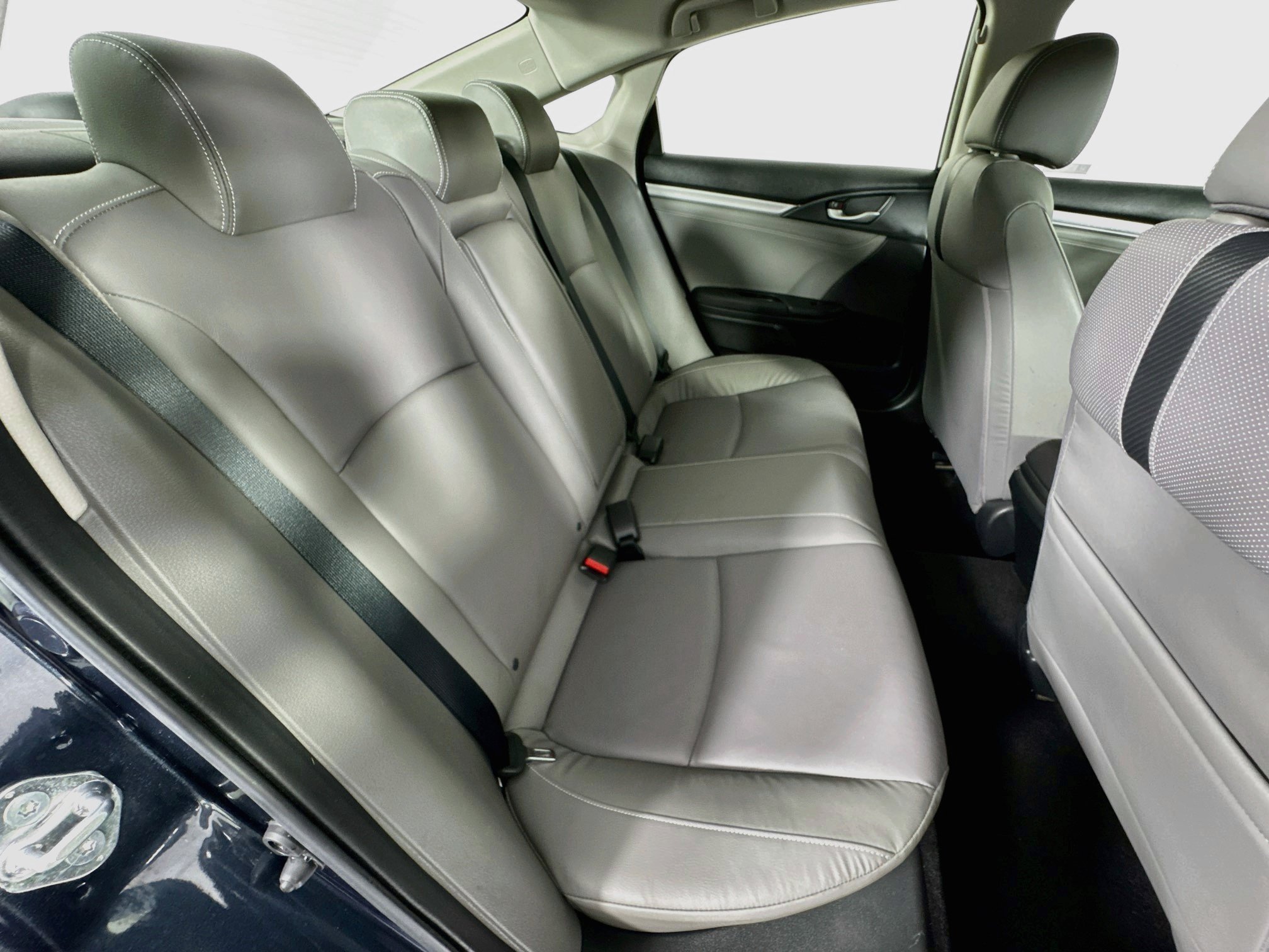 Certified 2018 Honda Civic EX-L image 26