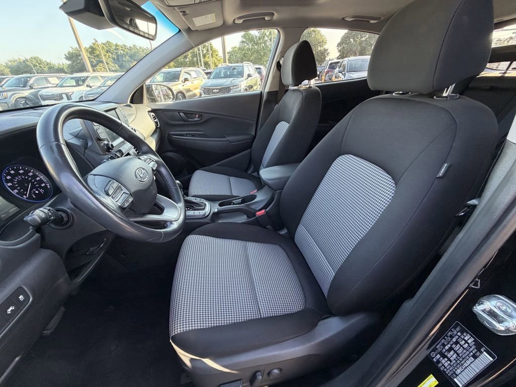 Used 2021 Hyundai Kona SEL Plus w/ Cargo Package AWD/4WD image 20