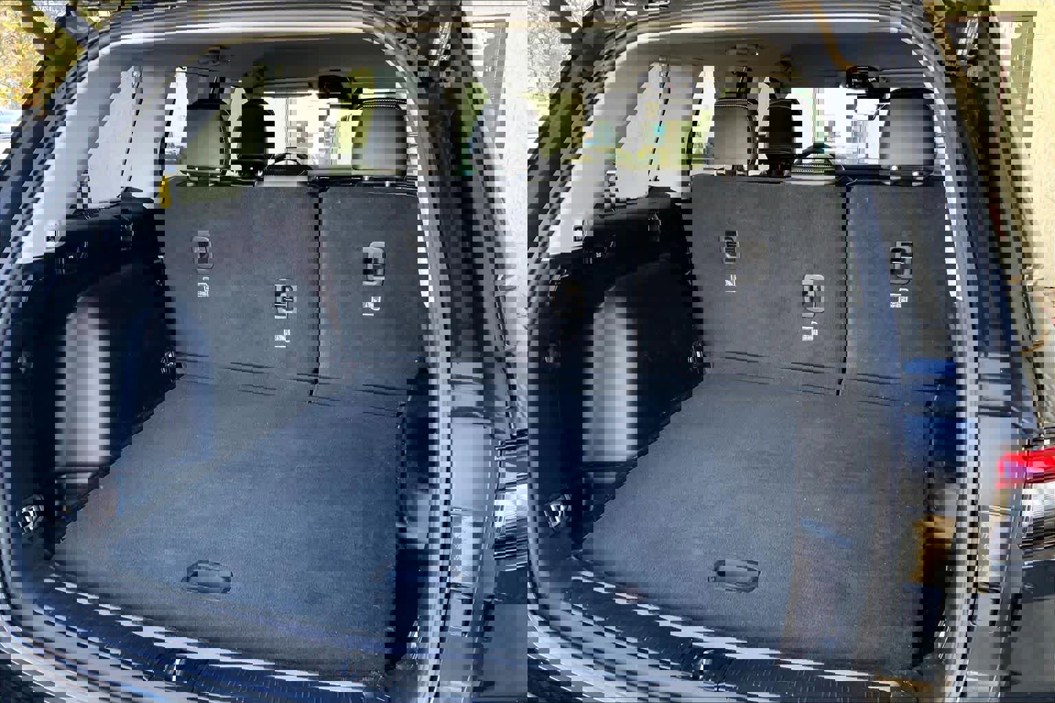 Used 2023 Jeep Grand Cherokee Limited w/ Luxury Tech Group II image 31