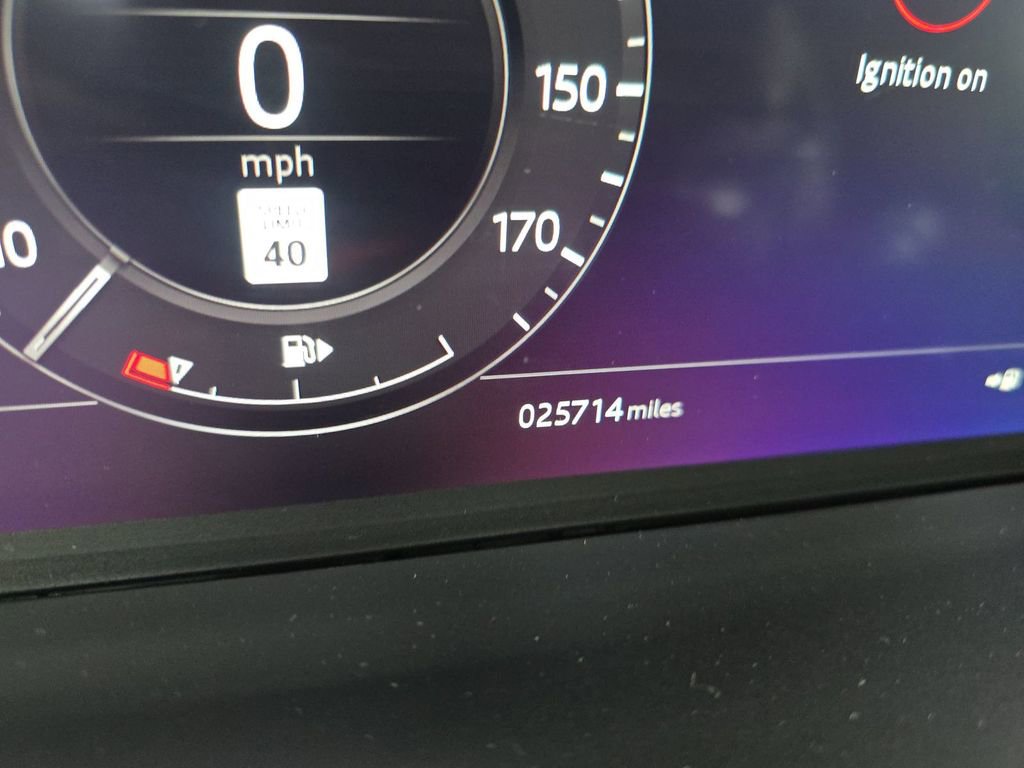 Used 2020 Land Rover Range Rover Autobiography image 2